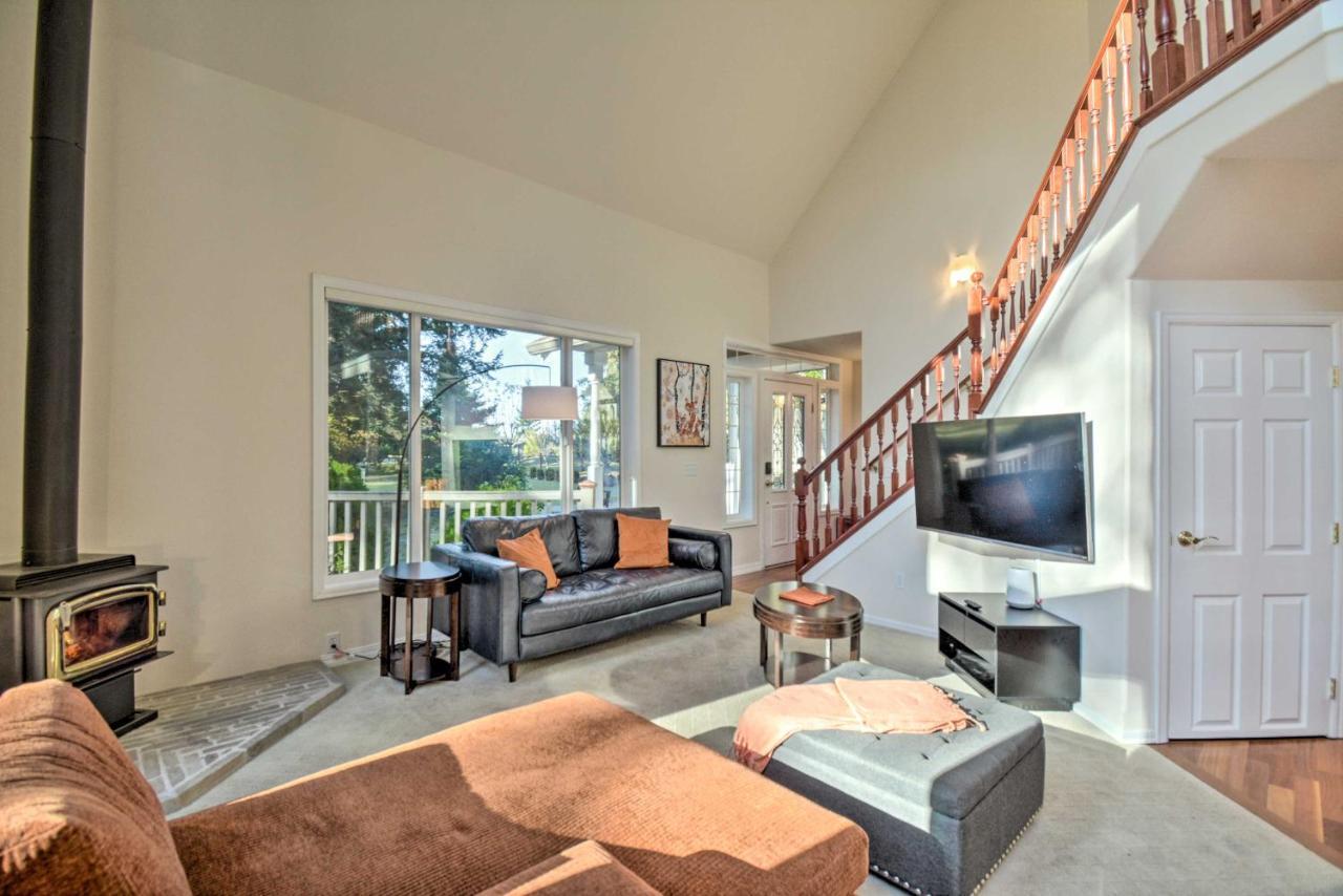 Fox Paws Luxury Cabin - Hot Tub, Fire Pit & Pines! Hansville ภายนอก รูปภาพ